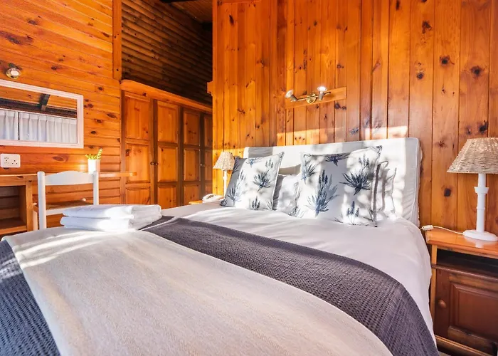 Under Milkwood Resort